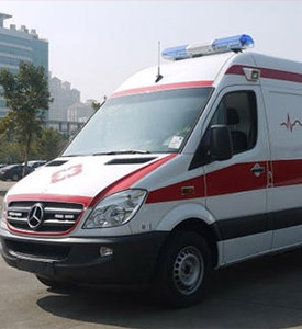 珲春市奔驰凌特重症监护车